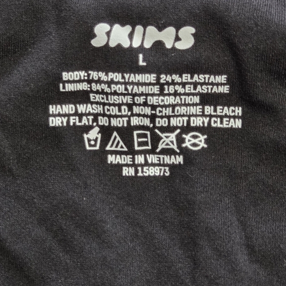 Skims FITS EVERYBODY BANDEAU Bra Wireless Strapless Onyx Black Large NWOT - Picture 3 of 3